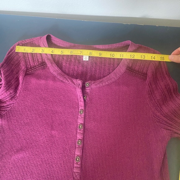 Sonoma women's burgundy long sleeve henley waffle knit size S Y2K Twilight Bella - Picture 12 of 12